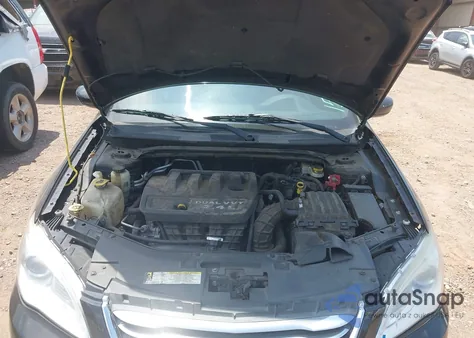 2012 Chrysler 200 Lx из США, поврежденный, VIN 1C3CCBAB3CN158201